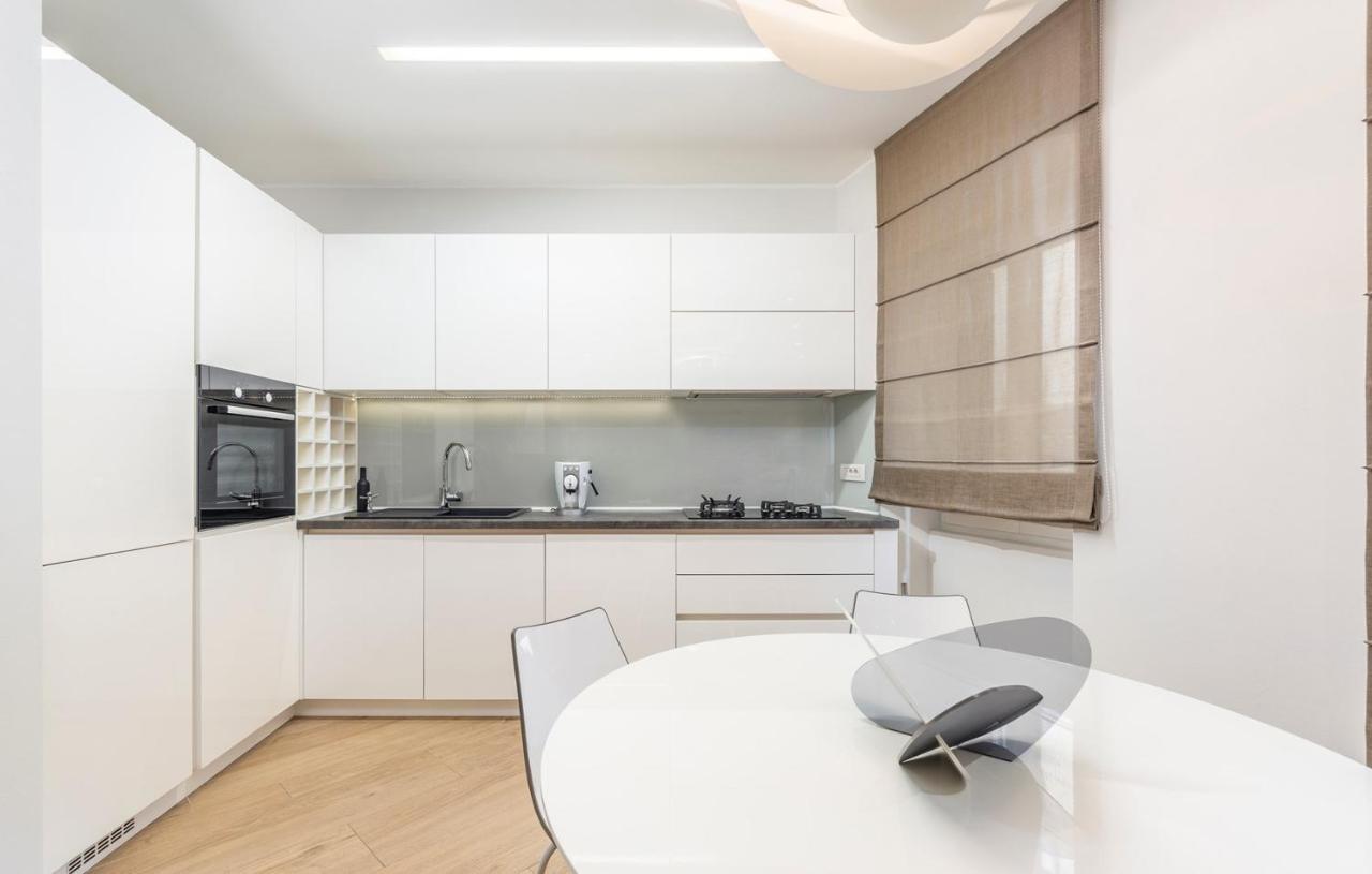 Apartments Tizi Ровінь Екстер'єр фото